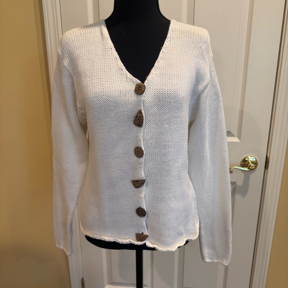 Curio Women's Cream Button-Up Sweater, M